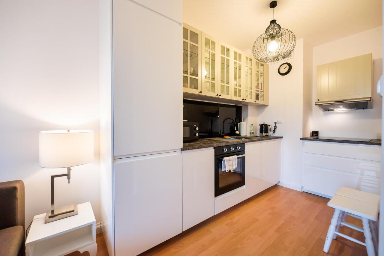 Metro Kondratowicza Velvet Apartment วอร์ซอ ภายนอก รูปภาพ